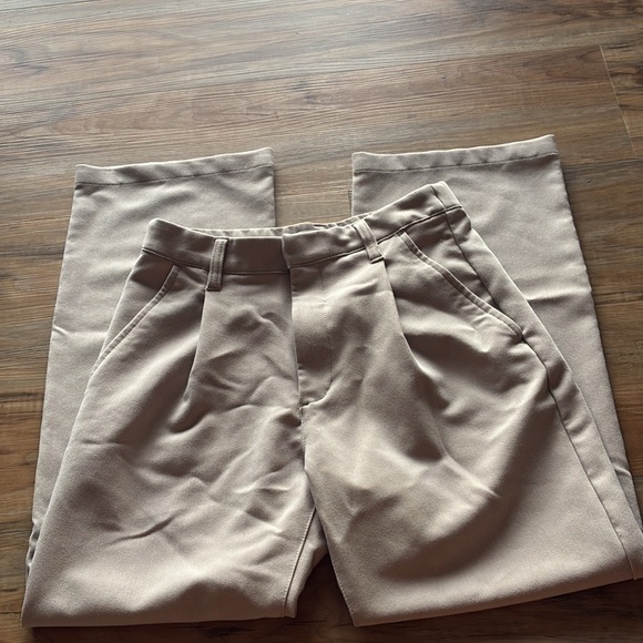 Abercrombie & Fitch Tan/Beige Wide-Leg Pants - Picture 7 of 7